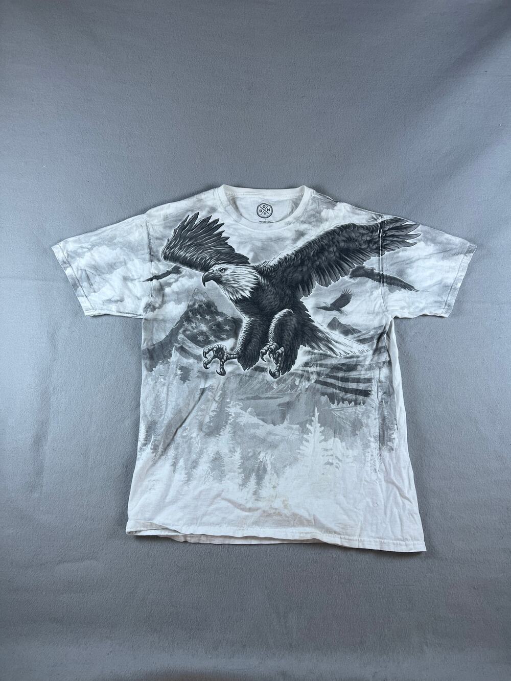 DOM T-Shirt Mens L White Bald Eagle American Flag All Over Print Patriotic Tee